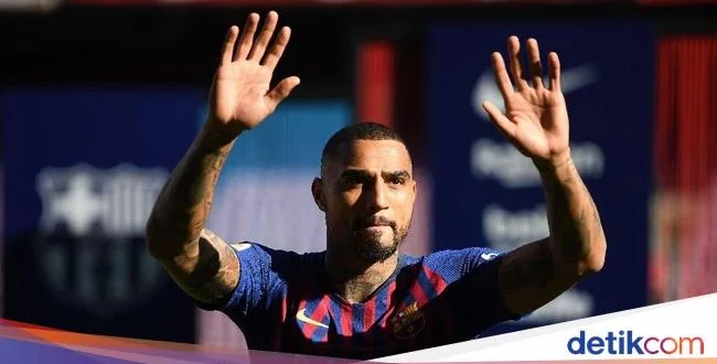 Kevin-Prince Boateng Klaim Bohong Soal Masa Depan Messi di Barcelona
