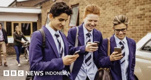 Larangan Ponsel SMA di Prancis: Dampak & Aturan Terbaru 2025