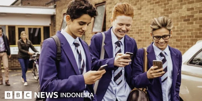 Larangan Ponsel SMA di Prancis: Dampak & Aturan Terbaru 2025