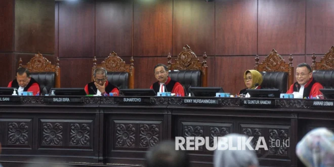 Mahasiswa Gugat UU LLAJ di MK: Dampak & Proses Terbaru 2025