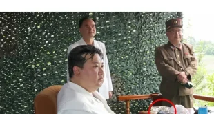 Penampakan Adik Kim Jong Un Gunakan Ponsel Lipat Meski Sanksi Ketat