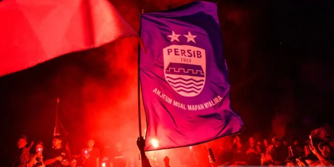 Persib dan Bobotoh Berikan Dukungan Korban Banjir Sumatera 2025
