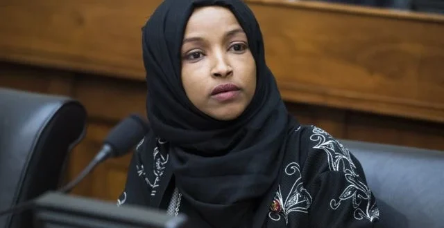 Siapa Ilhan Omar? Analisis Kontroversi Komentar Trump