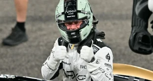 Viral Salah Pakai Tutup Kepala ala Pembalap F1 Dibantah Fakta