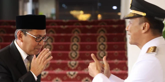 Klarifikasi Hoaks Pelantikan Zohran Mamdani Pakai 3 Al-Qur’an