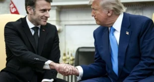 Mengapa Macron Pakai Kacamata Hitam Saat Pidato di Davos?